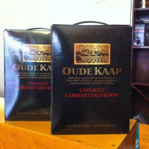 Ruou Vang Bich Oude Kaap Cinsault Cabernet Sauvignon 3l