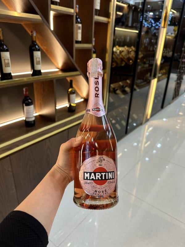 Ruou Vang Martini Rose Sparkling Demi Sec