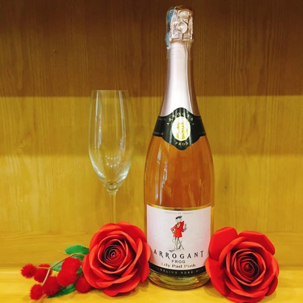 Vang Arrogant Sparkling Rose