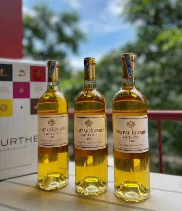 Vang Chateau Roumieu Sauternes