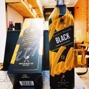 Johnnie Walker Black Label Icon 2.0