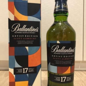 Ruou Ballantine’s 17 Artist Edition